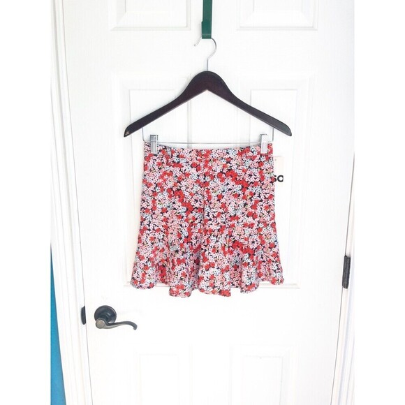 SO Women’s Red Floral Mini Skirt size Small NWT - Picture 8 of 9